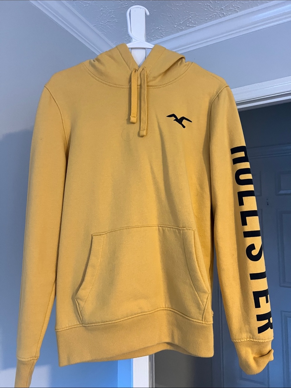 Hollister Men's Mustard Pullover Hoodie with Black Logo